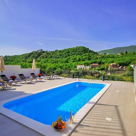 Vedrana Villa